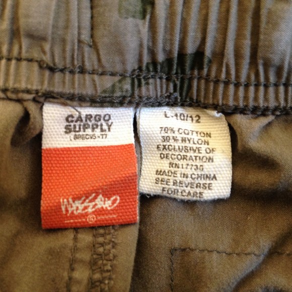 Mossimo Cargo Supply Camo Pants Elastic Waist 25-28 / 26  Converts to Shorts - Picture 7 of 10